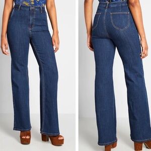 Modcloth Flare & Wide Leg Blue jeans size 4